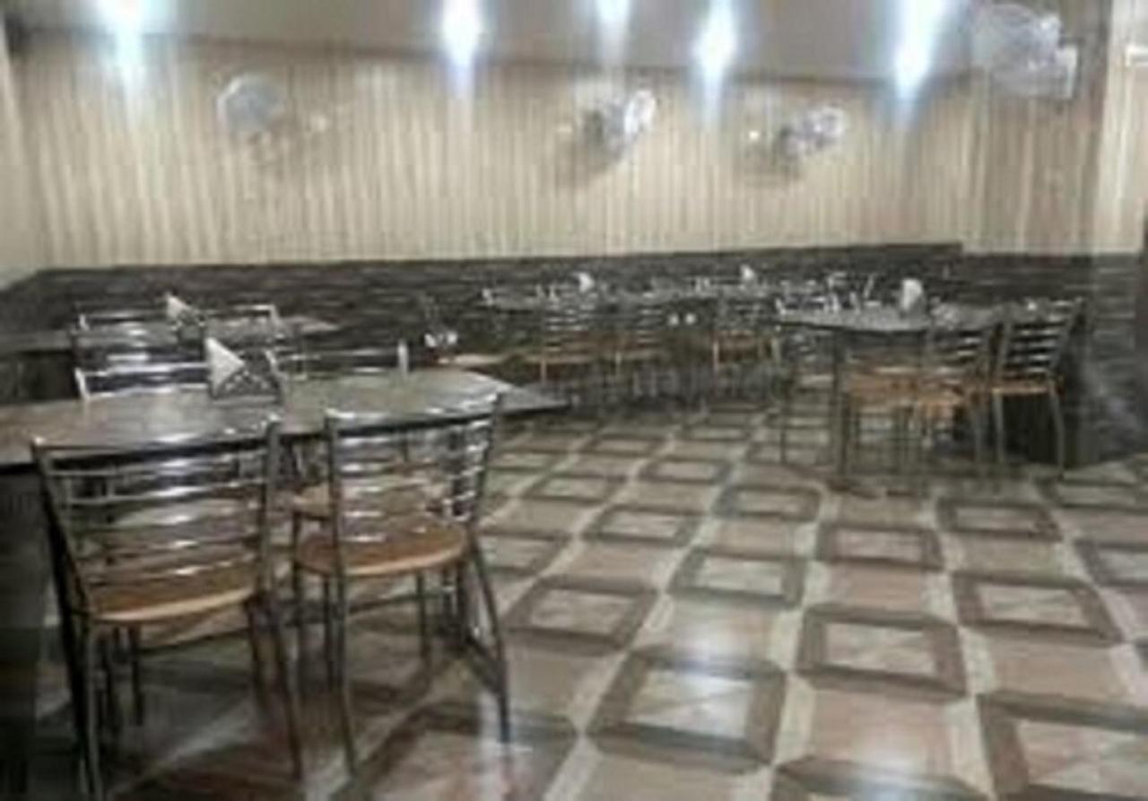 The Park Residency Hotel Grander Noida Exterior foto