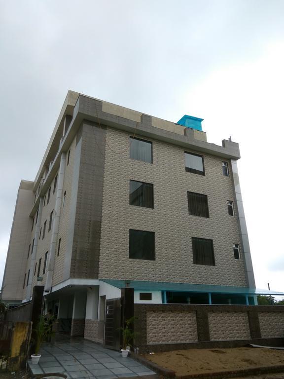 The Park Residency Hotel Grander Noida Exterior foto